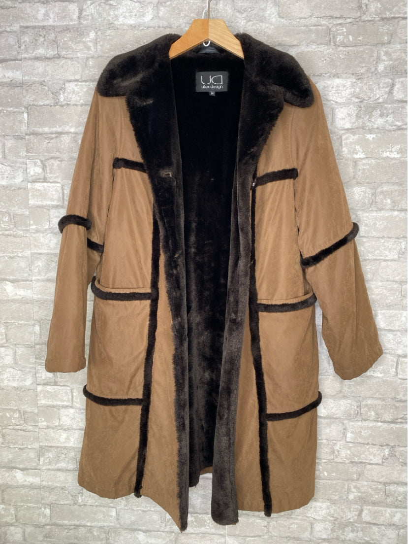 Utex Design Size M Tan/Brown Coat