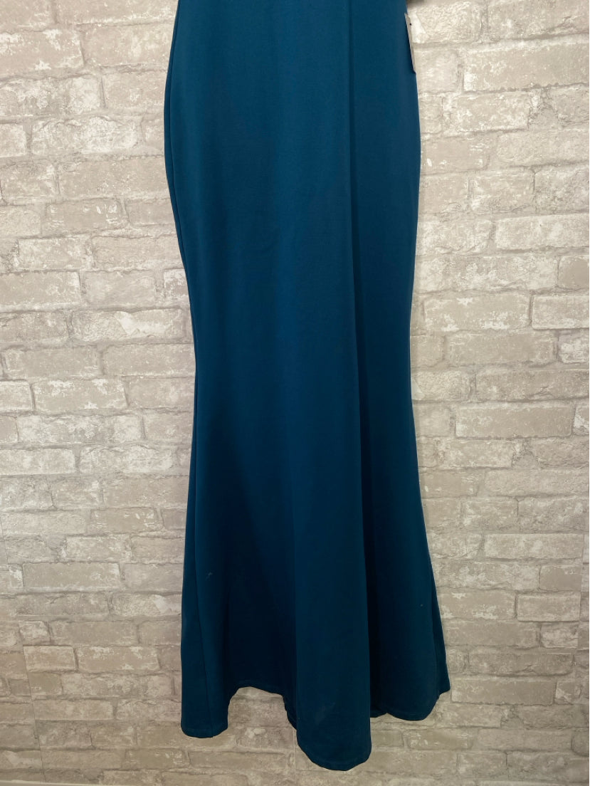 Lulus Size XL Teal Gown/Evening Wear