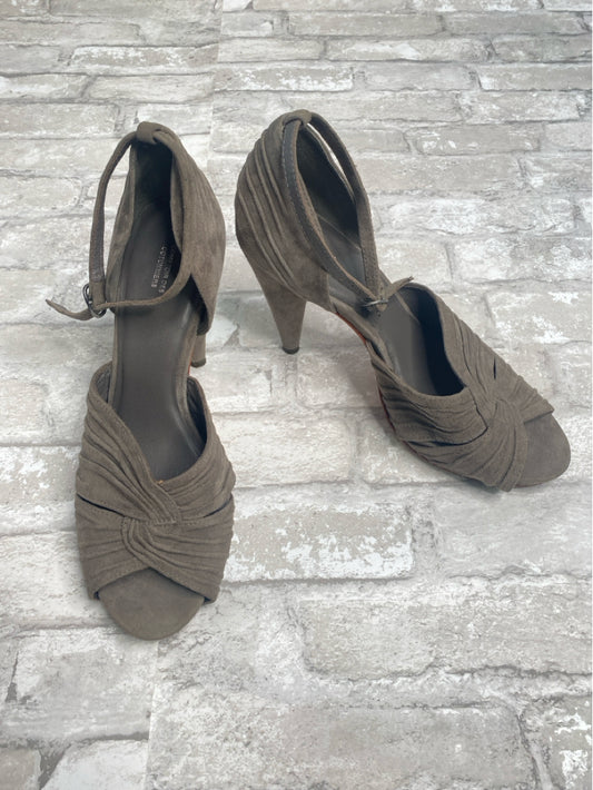 Comptoir Cotonniers Size 41/10.5 grey Heels