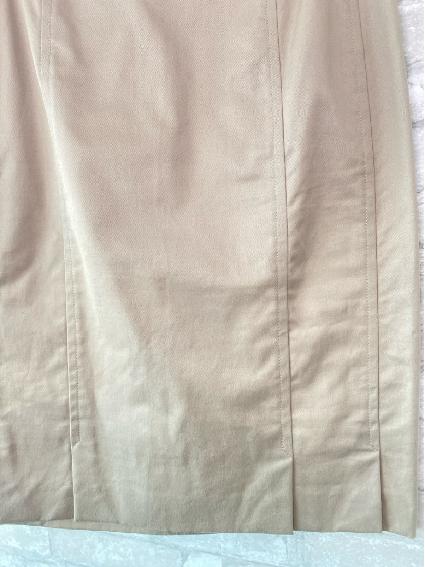 Akris Size M/8 Khaki Beige Skirt