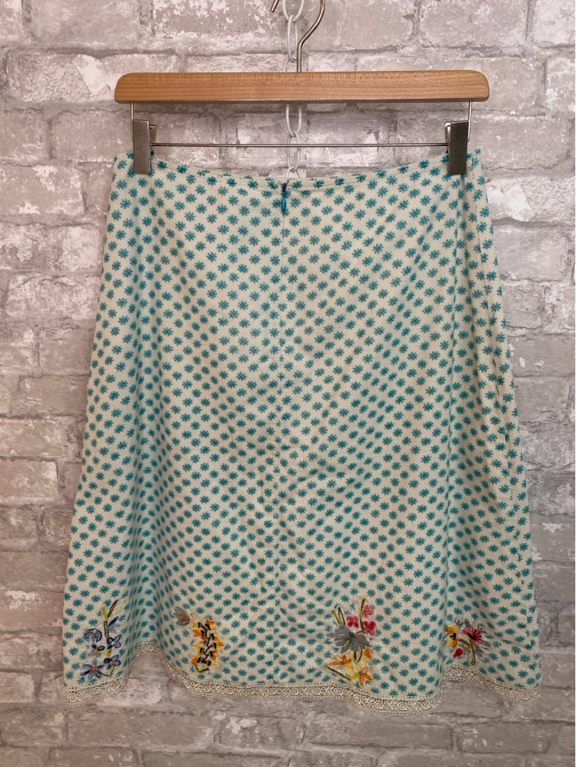 snak Size XS/0 White & Turquoise Skirt
