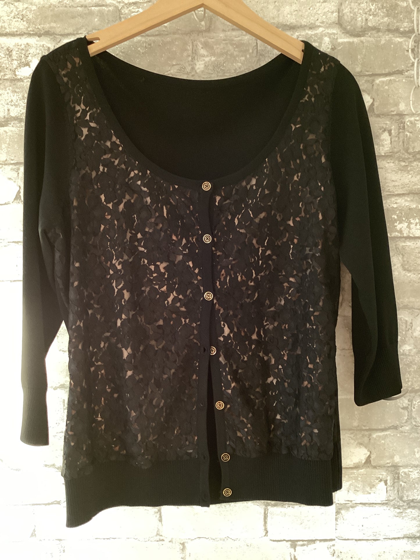 Size M/L Black/Tan Sweater