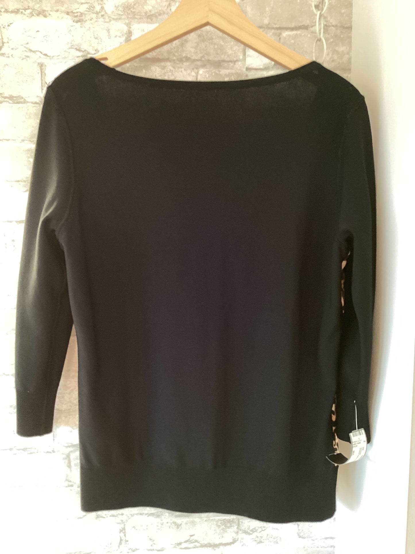 Size M/L Black/Tan Sweater